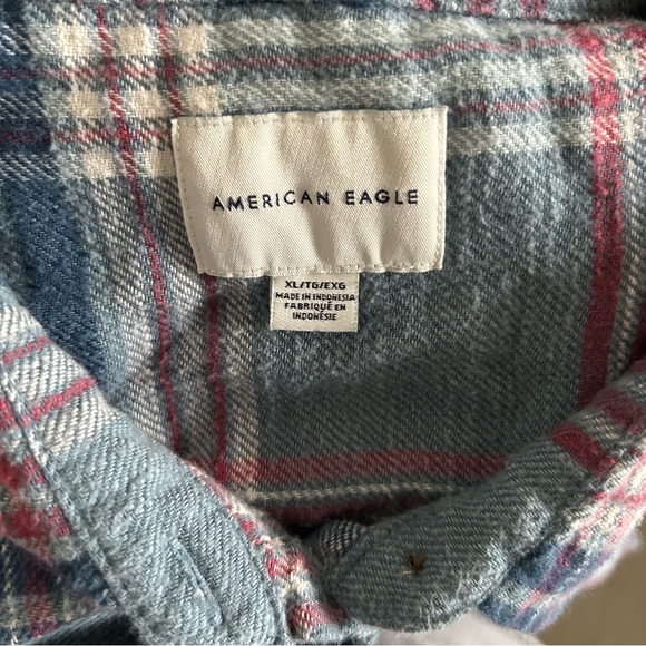 AE women’s distressed shirt - Picture 2 of 4